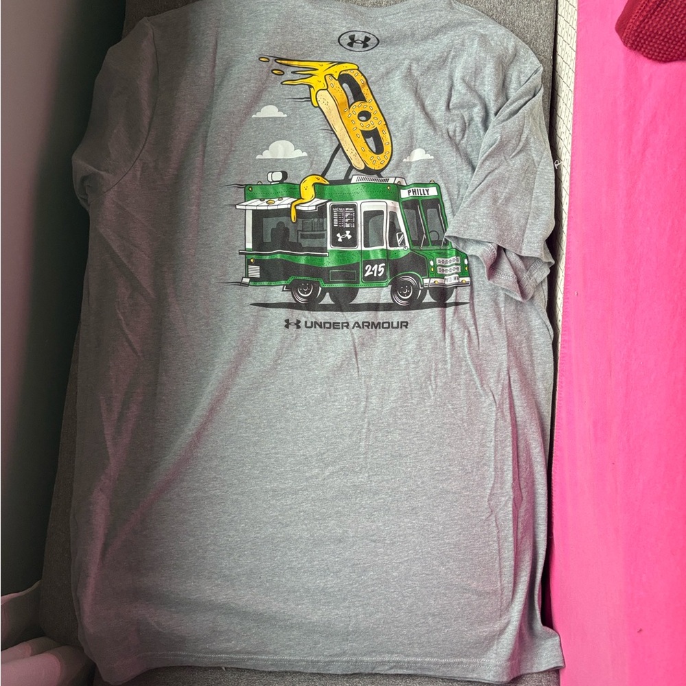 Under Armour Gray Graphic T-Shirt